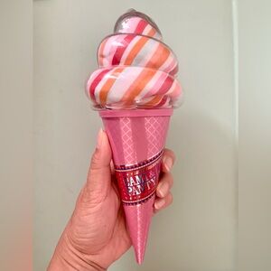 NWT Victoria’s Secret vintage striped Cami & panty ice cream cone set (XS/S)